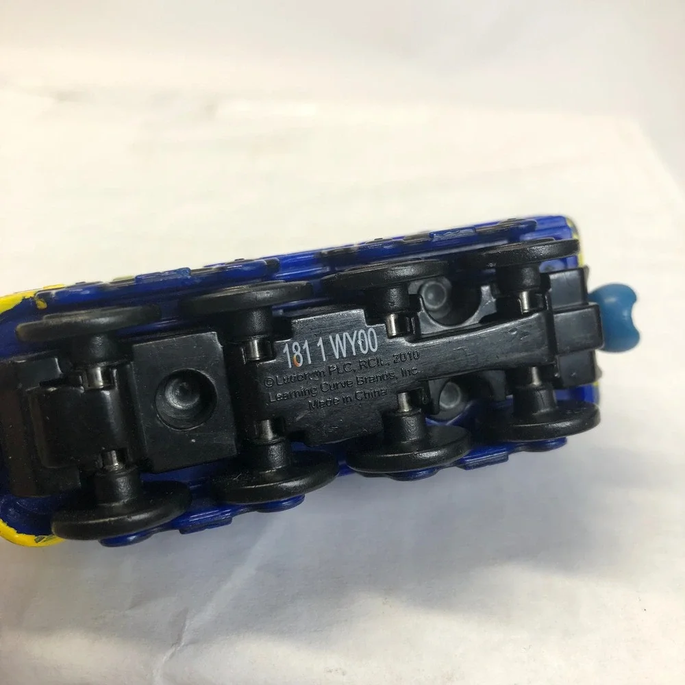 Chuggington Brewster Train Toy Blue Yellow Die-cast‎ Metal